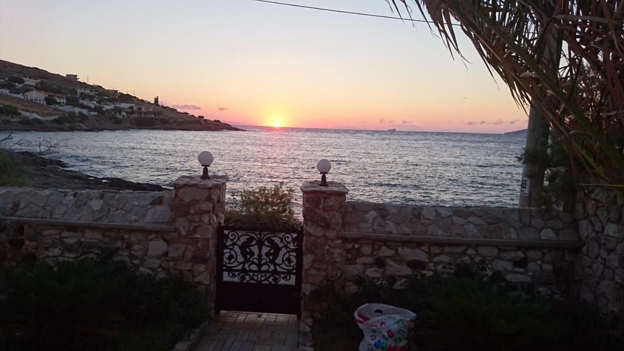 فيلا Το Πετρινο Agia Marina Mikrolimanou المظهر الخارجي الصورة